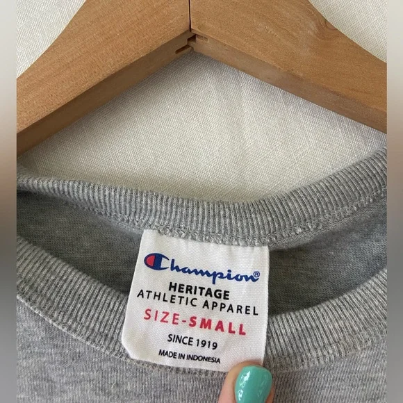 Vintage champion over sized shirt - Picture 3 of 3